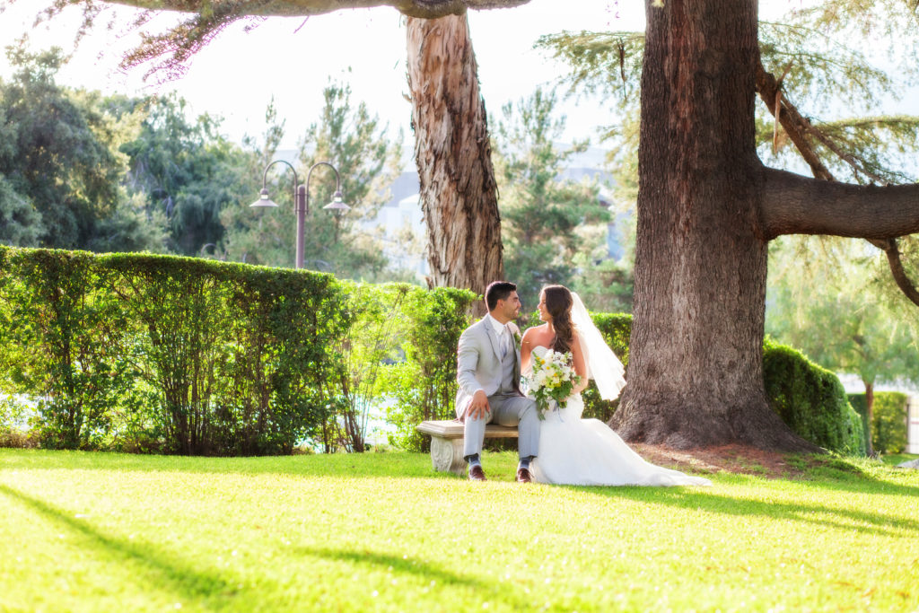 jonathan-chrissa-wedding-lindlyscotthouse